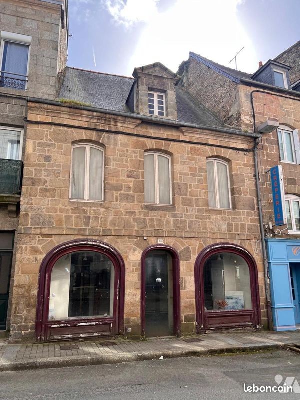 Maison 141 m² · à Guingamp · 141 m² · 43 000 €
