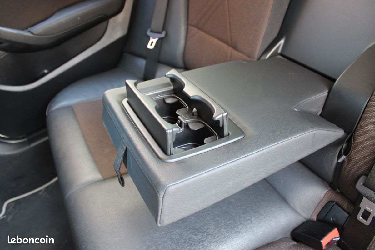 Bmw x1 business s-drive - 1.8l 145ch - radar av/ar - sièg. Av. Chauff. - clim bi zone (image 11)