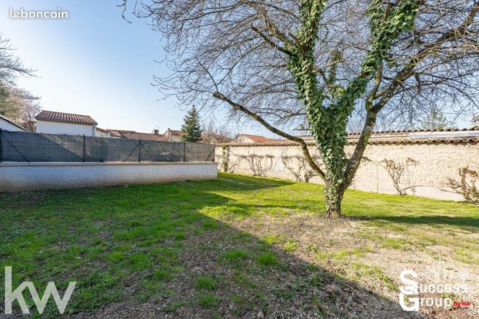 Maison 7 pièces 147 m²