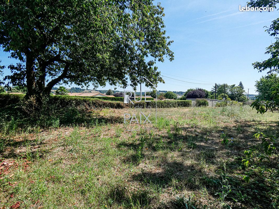 Terrain 1009 m² · à Saivres · 1 009 m² · 36 400 €