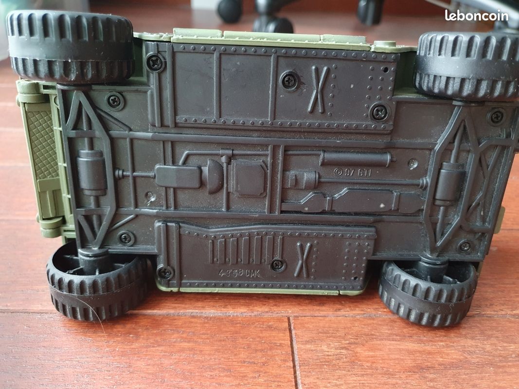 Galoob Hummer militaire années 90 (image 8)