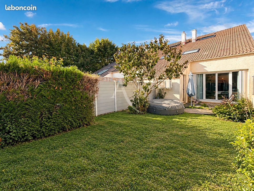 Maison 4 pièces 83 m² · à Jouy-le-Moutier · 83 m² · 267 900 €