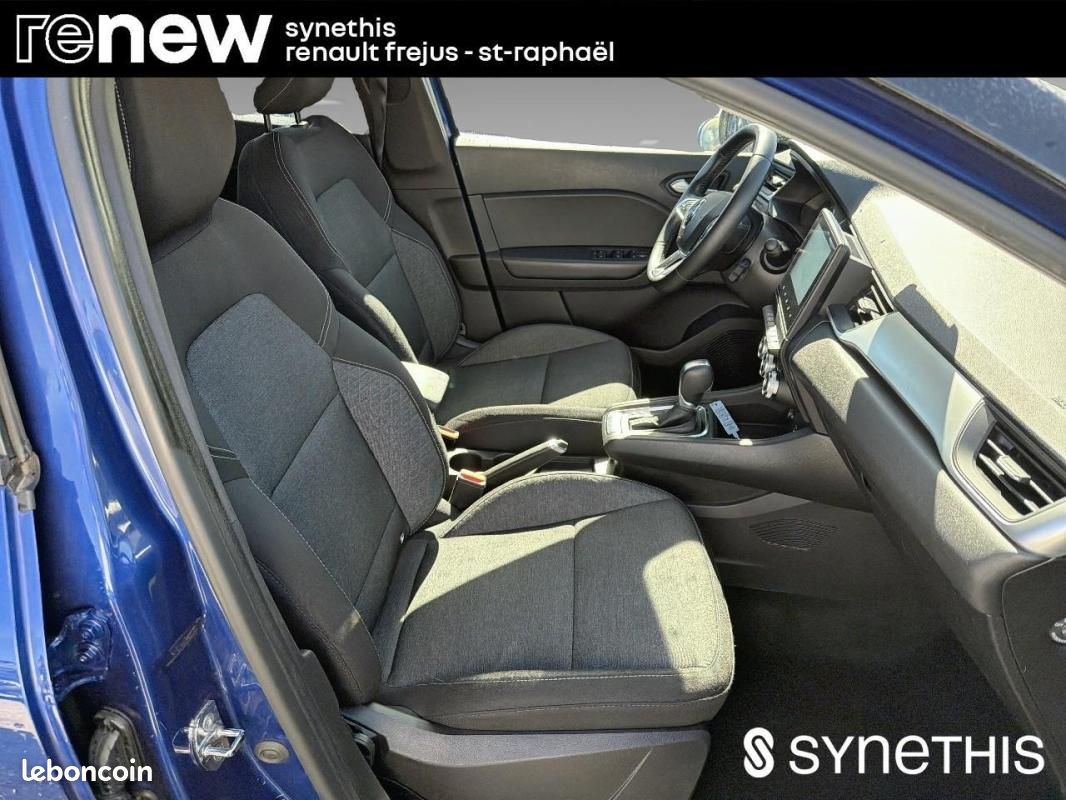 Renault Captur E-Tech 145 - 21 Business (image 15)
