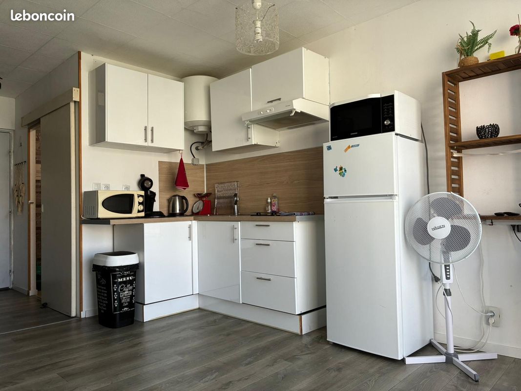 Studio cabine (image 3)