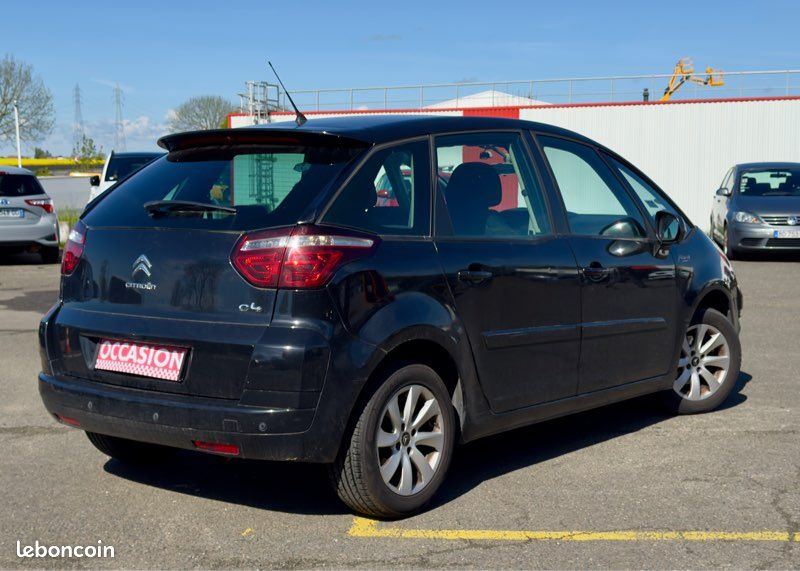 CITROEN C4 II 1.6 HDI 110Ch CONFORT *GARANTIE 6 MOIS (image 6)