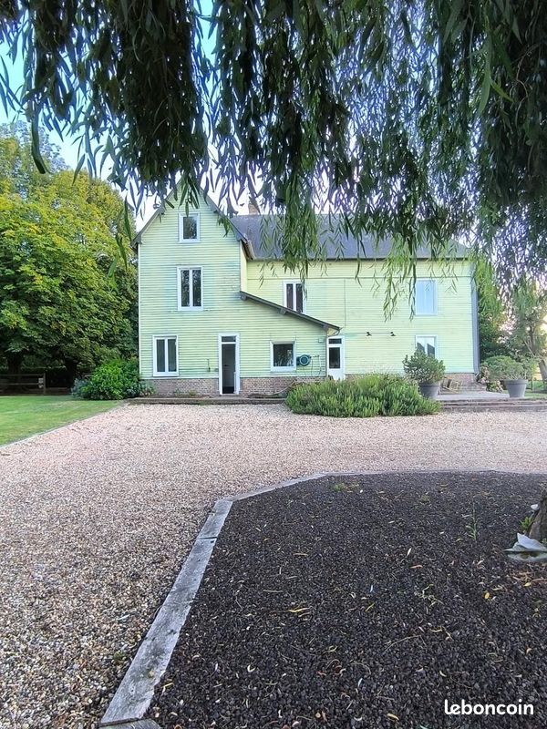Maison 10 pièces 200 m² · à Pont-l'Évêque · 200 m² · 572 000 €