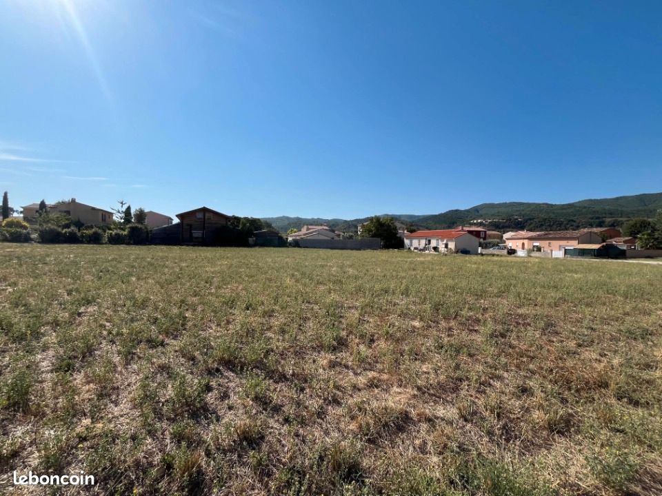 Terrain 609 m² · à Malijai · 78 000 €