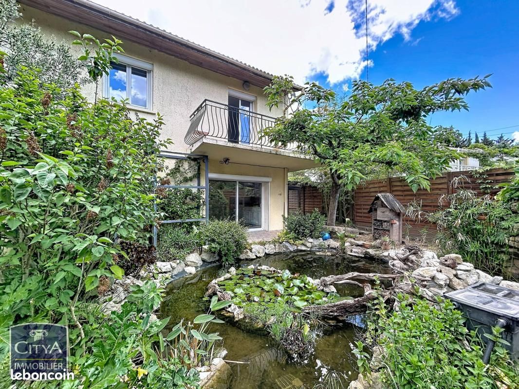 Maison 8 pièces 223 m² · à Lédenon · 223 m² · 310 000 €