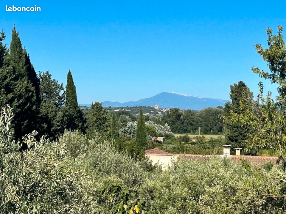Terrain 400 m² Roquemaure · 100 000 €