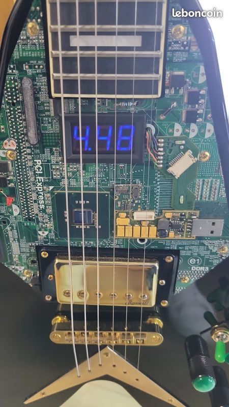 Guitare Custom Cyber Flying V vintage (2019) (image 3)