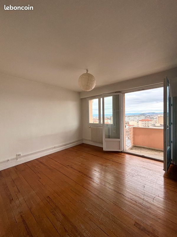 Appartement 2 pièces 46 m² · à Clermont-Ferrand · 46 m² · 450 €