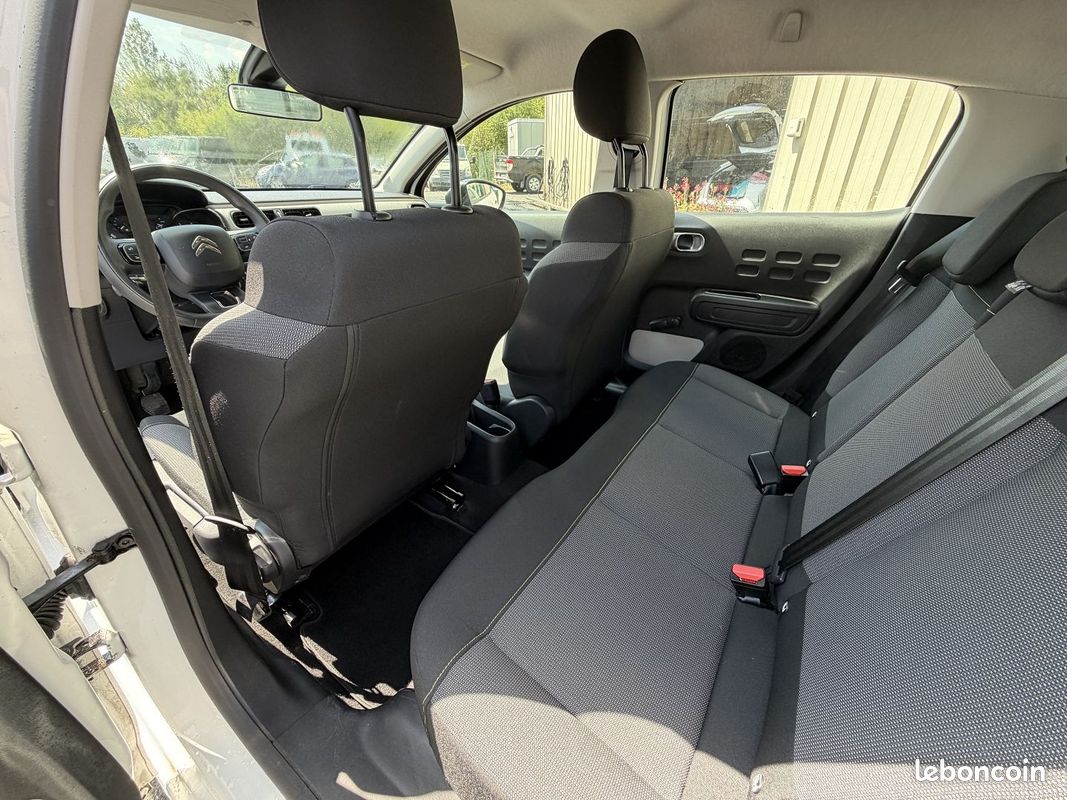 Citroen C3 PURETECH 68CH LIVE E6.D-TEMP 105G (image 12)