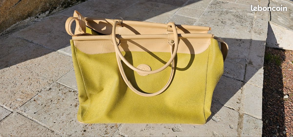 Sac de voyage (image 1)