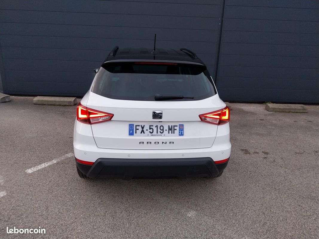 SEAT Arona 1.0 EcoTSI 95 ch Start/Stop BVM5 Urban (image 5)
