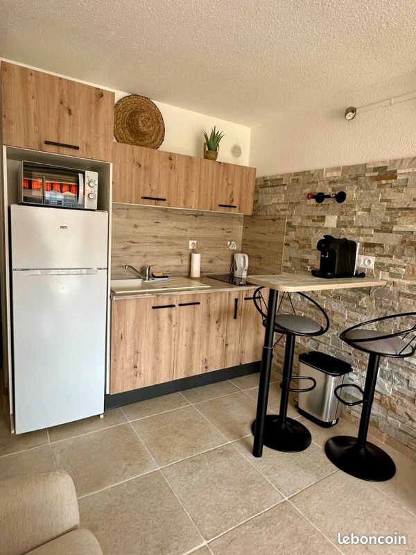 Appartement 1 pièce 25 m² · à Le Grau-du-Roi · 25 m² · 550 €/mois