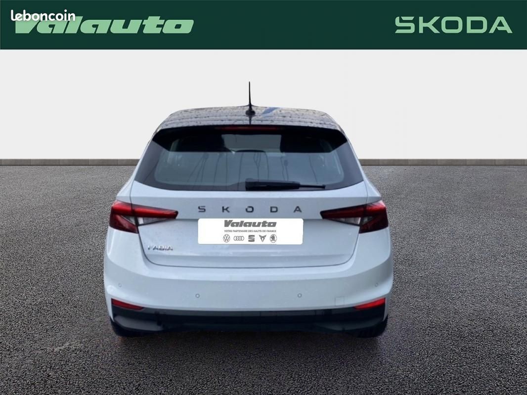 Skoda Fabia BERLINE SELECTION 1.0 TSI 95CH BVM5 (image 8)