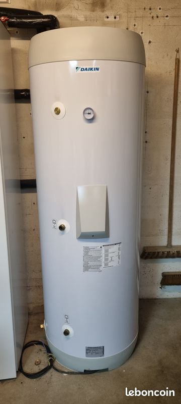 Ballon 300L Préparateur Mixte Ecs DAKIN (image 1)