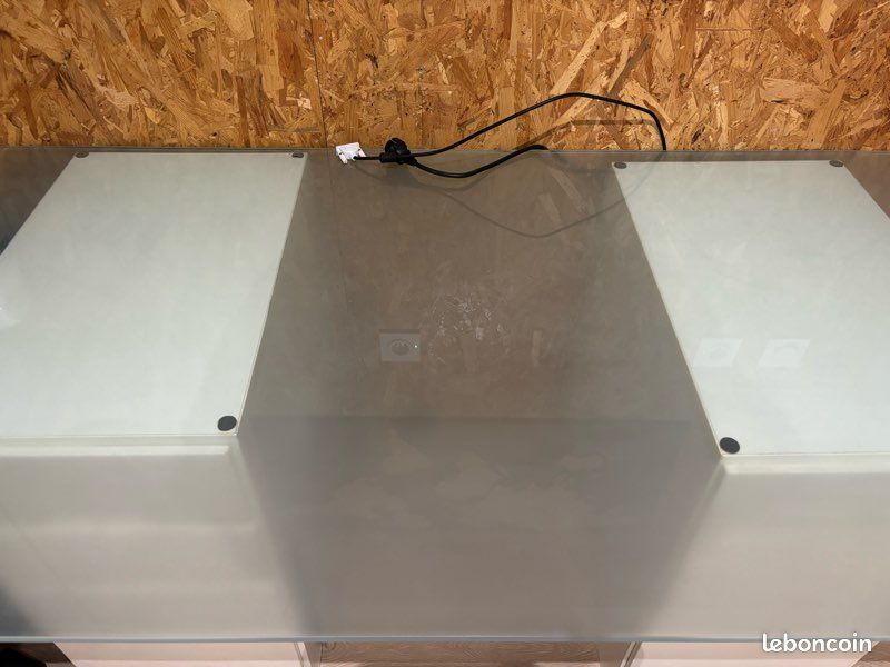 Bureau (image 8)