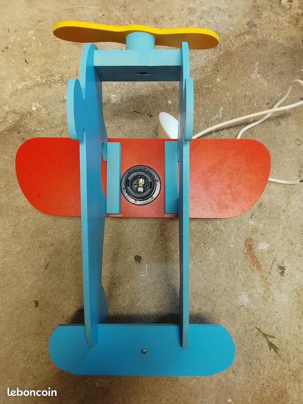 Plafonnier enfant avion (image 3)