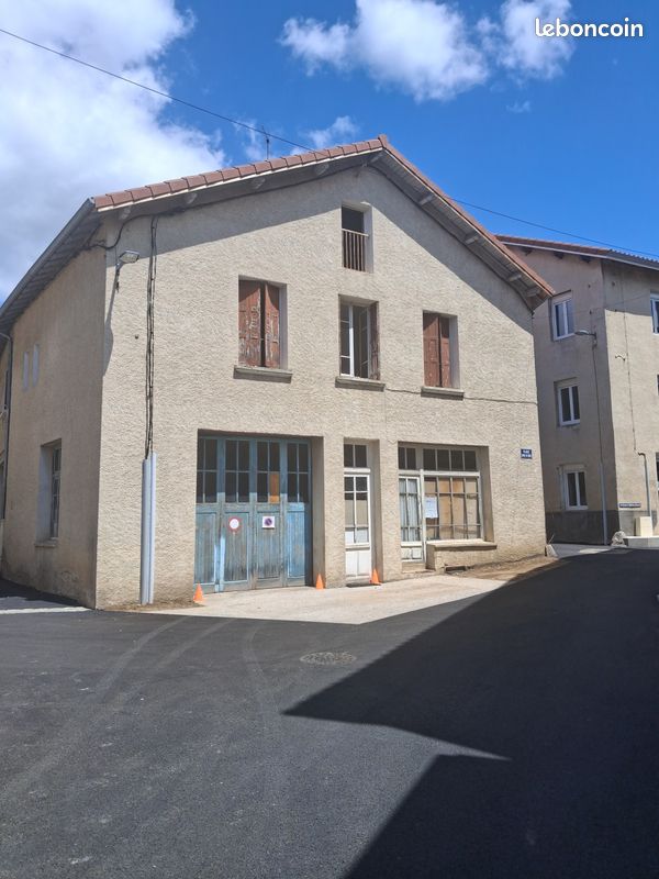 Maison 4 pièces 70 m² · à Craponne-sur-Arzon · 70 m² · 88 000 €