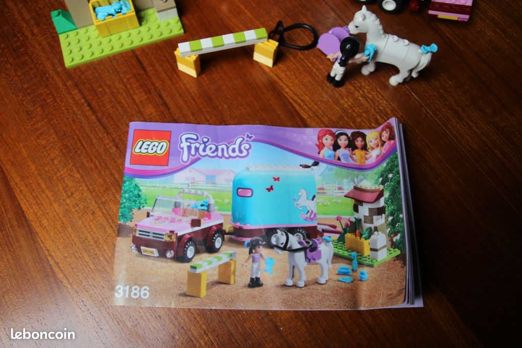 Lego Friends La remorque à chevaux d'Emma (image 3)