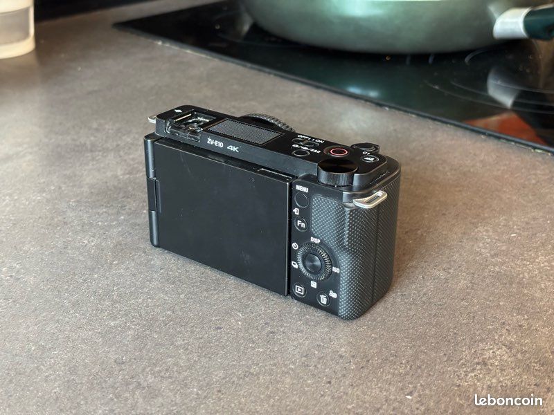 Sony ZV-E10 (image 6)