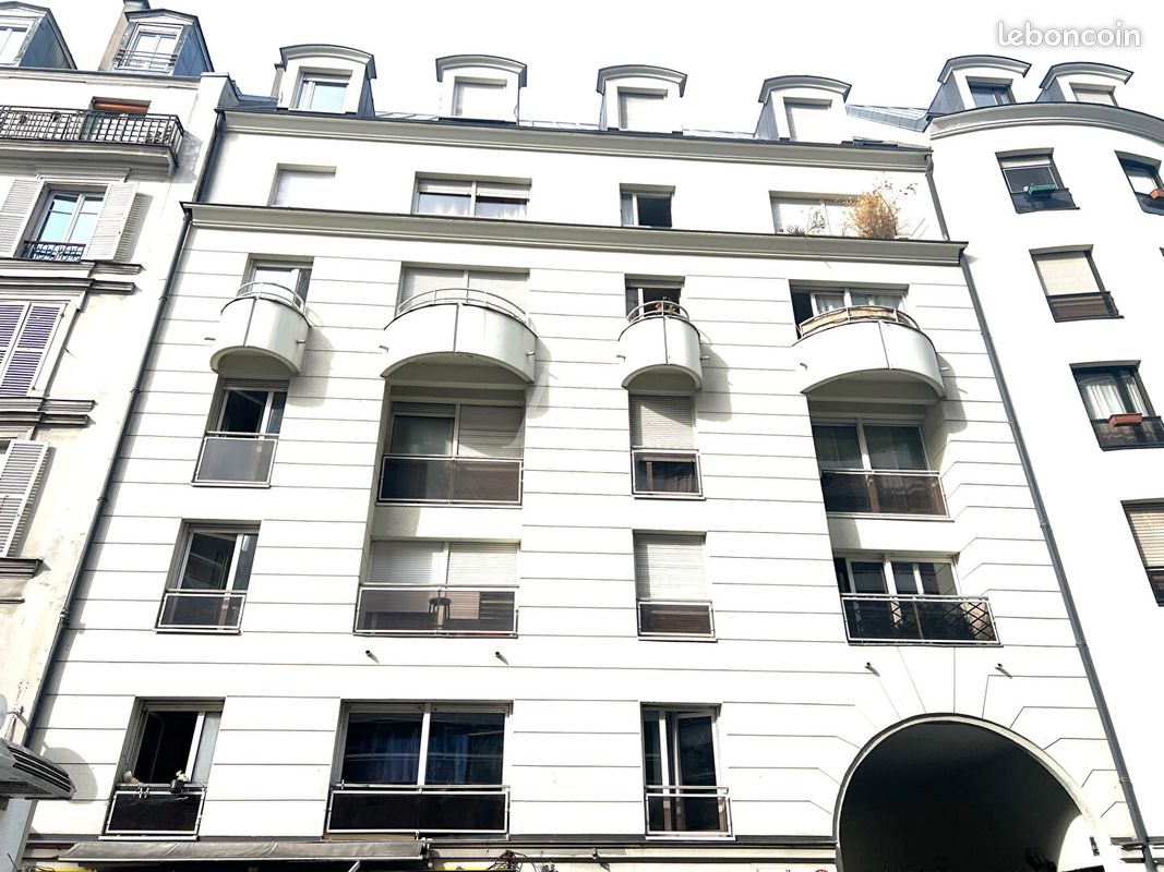 Appartement 1 pièce 30 m² · à Paris · 30 m² · 305 000 €