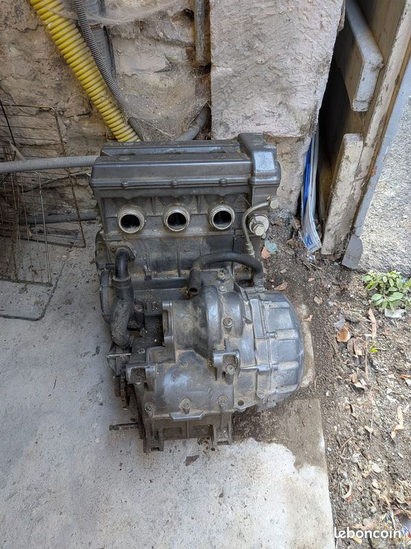 Moteur Triumph Trophy 900 (image 3)