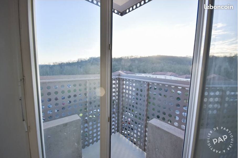 Appartement 1 pièce 20 m² · à Élancourt · 20 m² · 600 €