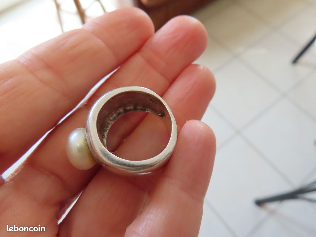 Bague En Argent Massif Ciselée Et Ajourée - Avec Perle Blanche Nacrée - Taille 64 - Occasion