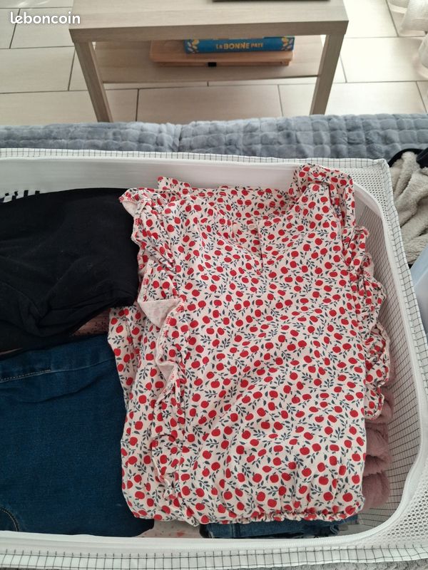 Lot de vêtements fille 8ans (image 3)