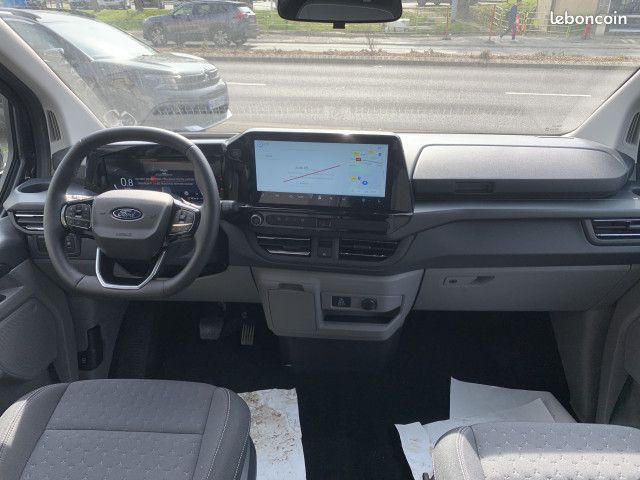 EN STOCK Ford Tourneo Custom INDEPENDANCE 7 PLACES RS L1H1 2.0 EcoBlue 170ch Limited BVA8 TPMR HANDICAP (image 12)