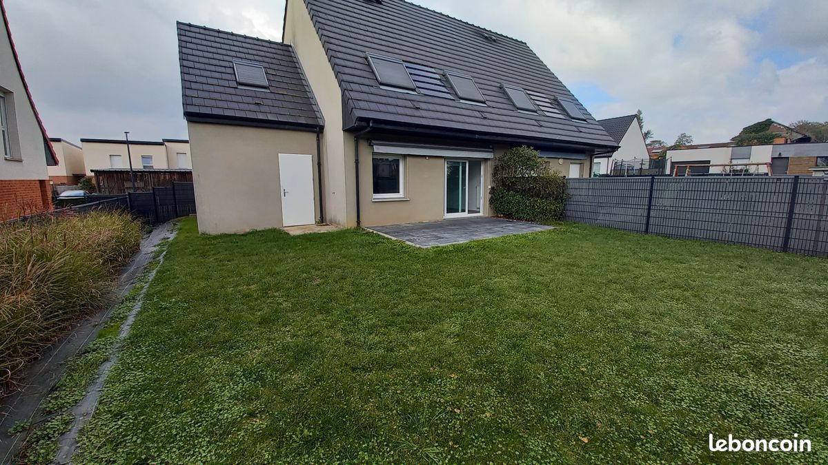 Maison 5 pièces 98 m² · à Bailleul · 98 m² · 320 000 €