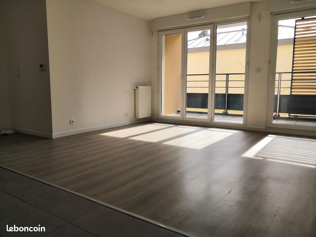 Appartement 3 pièces 57 m² · à Épinay-sur-Seine · 57 m² · 1 026 €