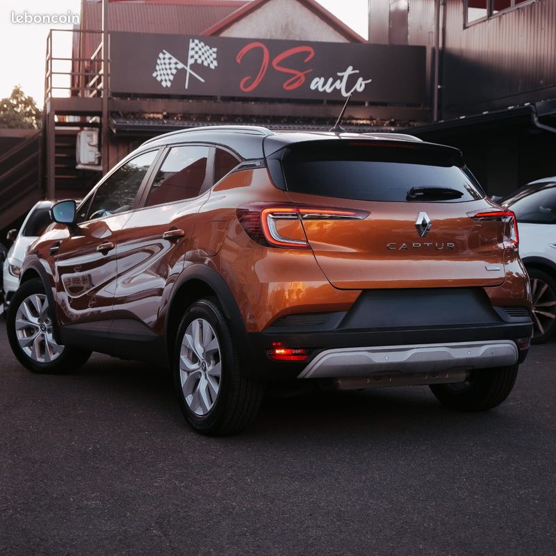 RENAULT Captur 1.3 TCe 160ch FAP Intens EDC (image 8)