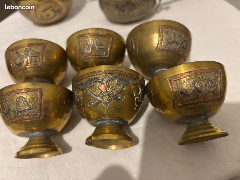 Coffret Persan Cassone En Bronze à Décor Animalier Richeme