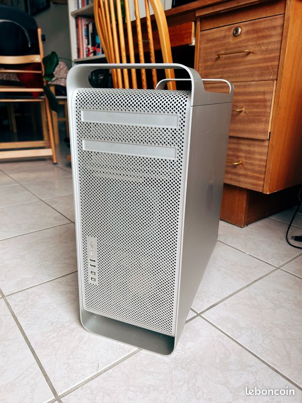 Mac Pro + écran Dell 24’ (image 2)