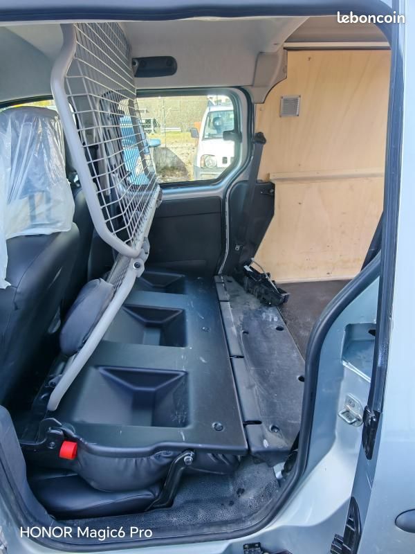 Renault Kangoo MAXI 1.5 BLUE DCI 115CH CABINE APPROFONDIE EXTRA R-LINK (image 9)