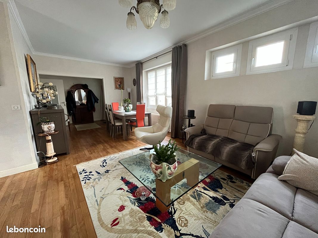 Propriété 7 pièces 157 m² (image 5)