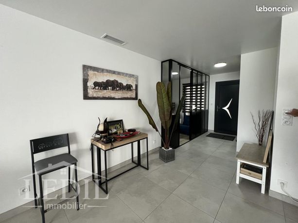 Maison 5 pièces 144 m²