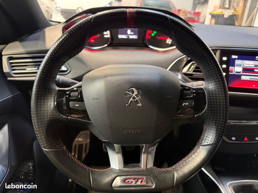 PEUGEOT 308 1.6 THP 270ch GTI BY-PEUGEOT-SPORT (image 4)