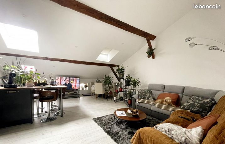 Maison 5 pièces 214 m²