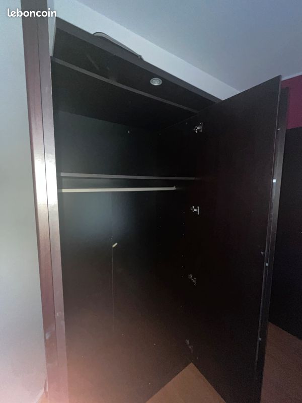 Grand meuble noir avec miroir et LED (image 8)