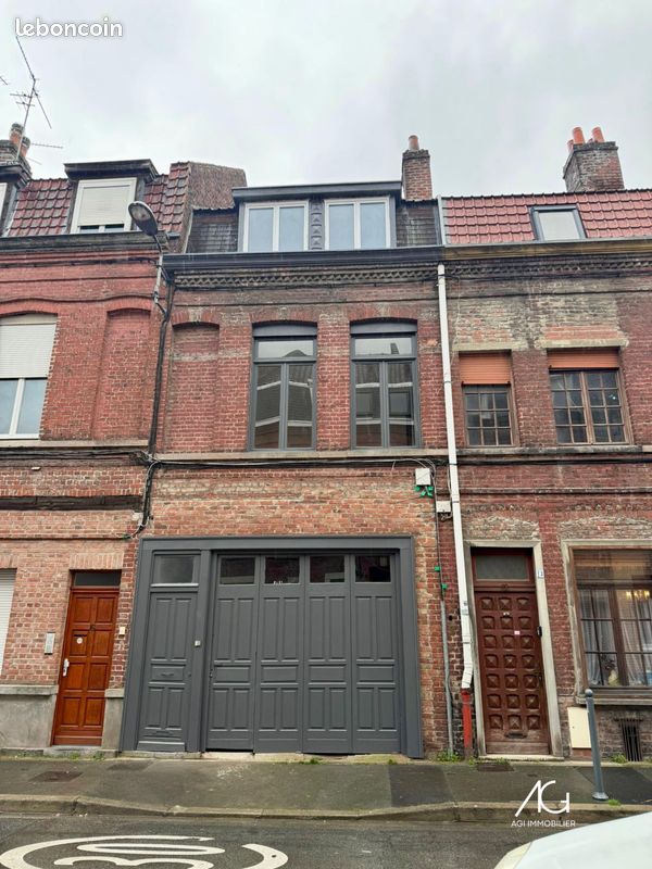 Immeuble 90 m² · à Lille · 90 m² · 290 000 €
