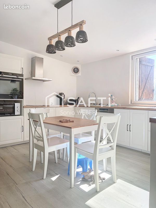 Maison 6 pièces 156 m² · à Saint-Lumier-en-Champagne · 156 m² · 199 000 €