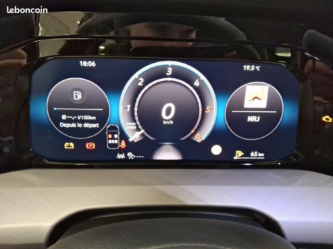 VOLKSWAGEN Golf 2.0 TDI 116 BVM6 Life Plus (image 26)