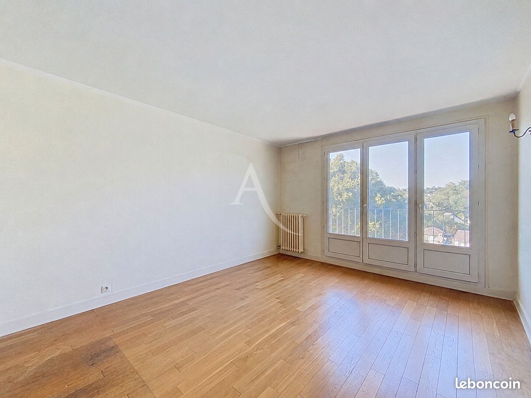 Appartement 3 pièces 55 m² · à Saint-Germain-en-Laye · 55 m² · 231 000 €