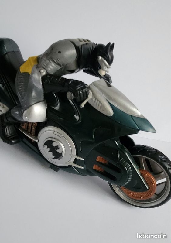 Batman moto (image 4)