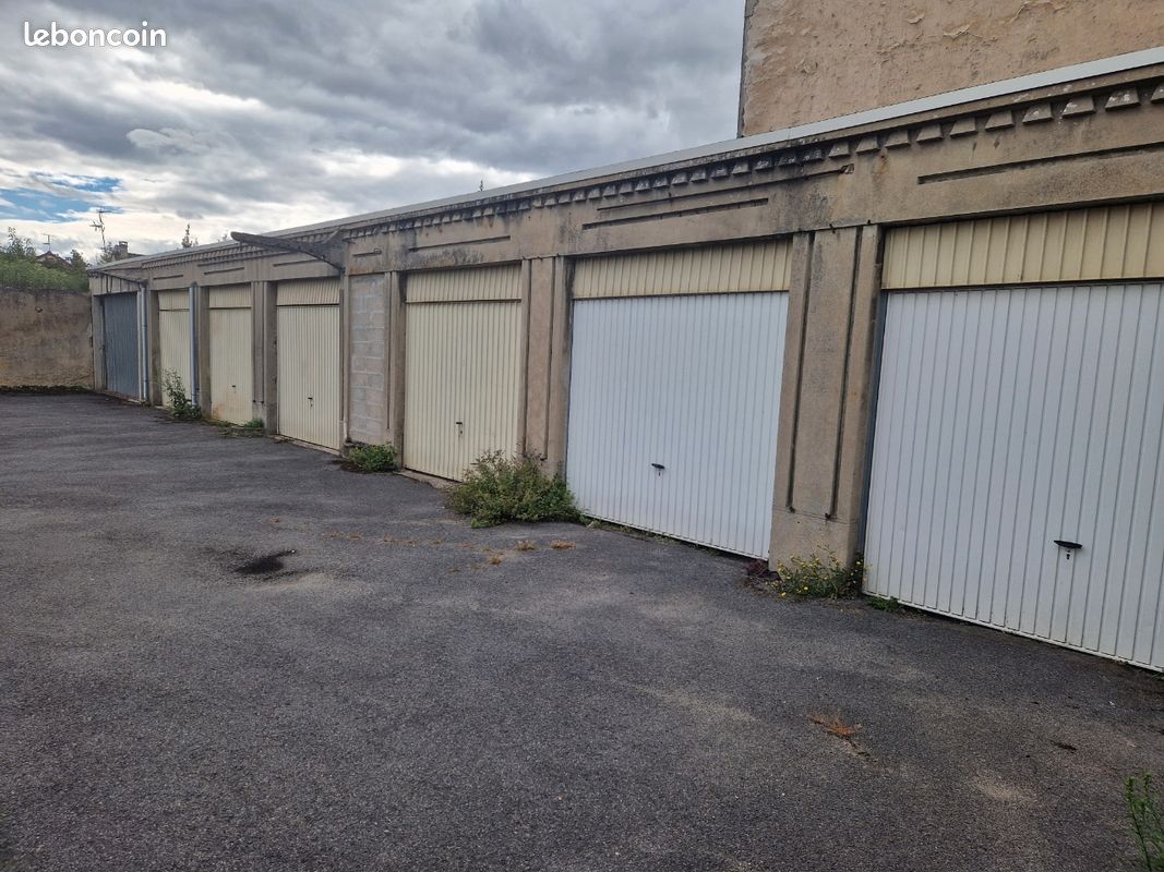 Box Rer Villeneuve-le-Roi · 99 €/mois