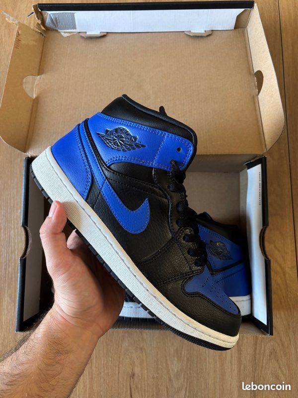 Nike Air Jordan 1 Mid Royal Blue (image 1)